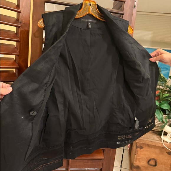 White House Black Market Black Textured Vest - Picture 4 of 7